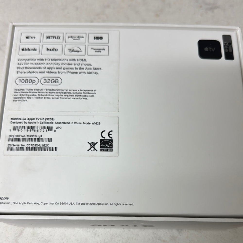 Apple TV HD Media Player - Picture 2 of 3